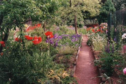 Wege im Bauerngarten